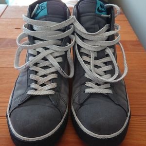 Nike Blazers High-top sz 11.5